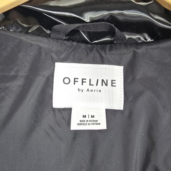 OFFLINE by Aerie Puffer Vest Womens Medium Black Quilted Glossy Zip Pockets - Picture 2 of 6